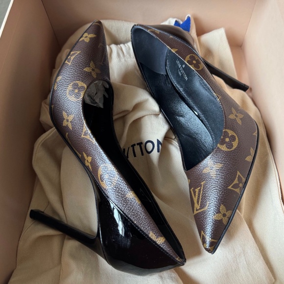 LOUIS VUITTON (2018) CHERIE PUMP - SIZE 38 - Picture 16 of 16
